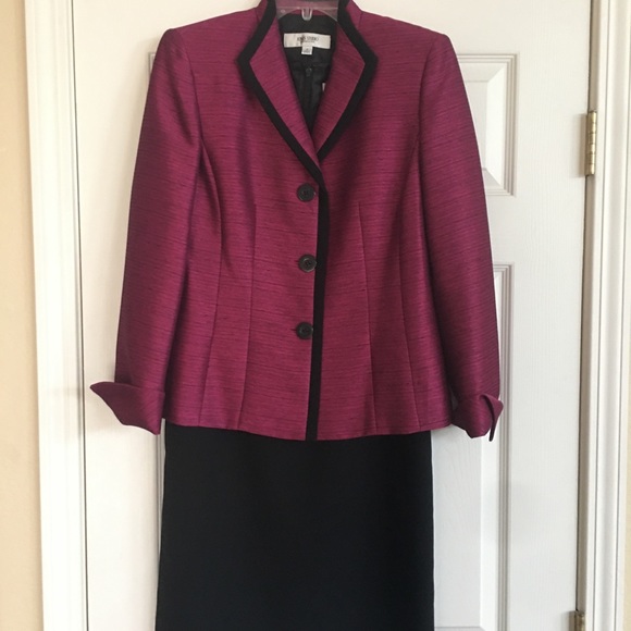 Jones separate suit  2 piece - Picture 1 of 7